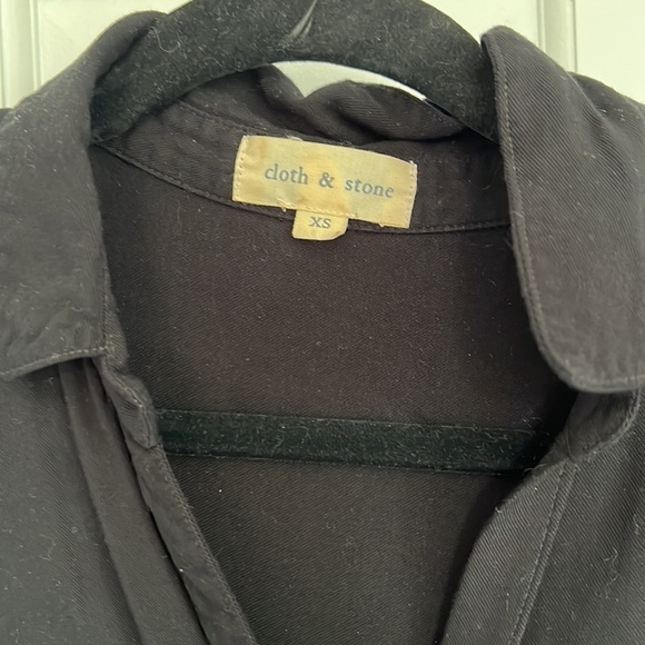 Cloth & Stone Cotton Button Down Shirt - Picture 2 of 3